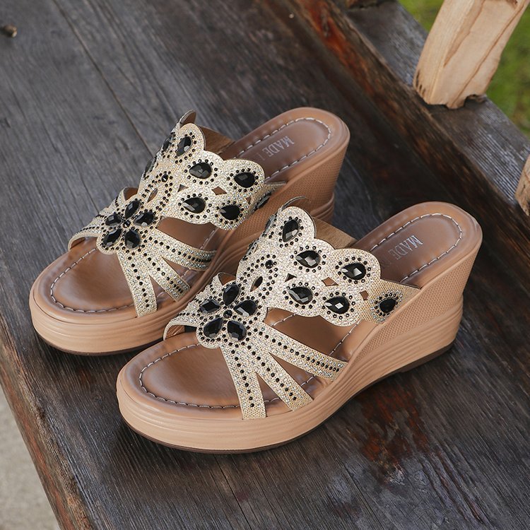 👡Kapcie damskie w stylu bohemy z odkrytymi palcami i cekinami na obcasie