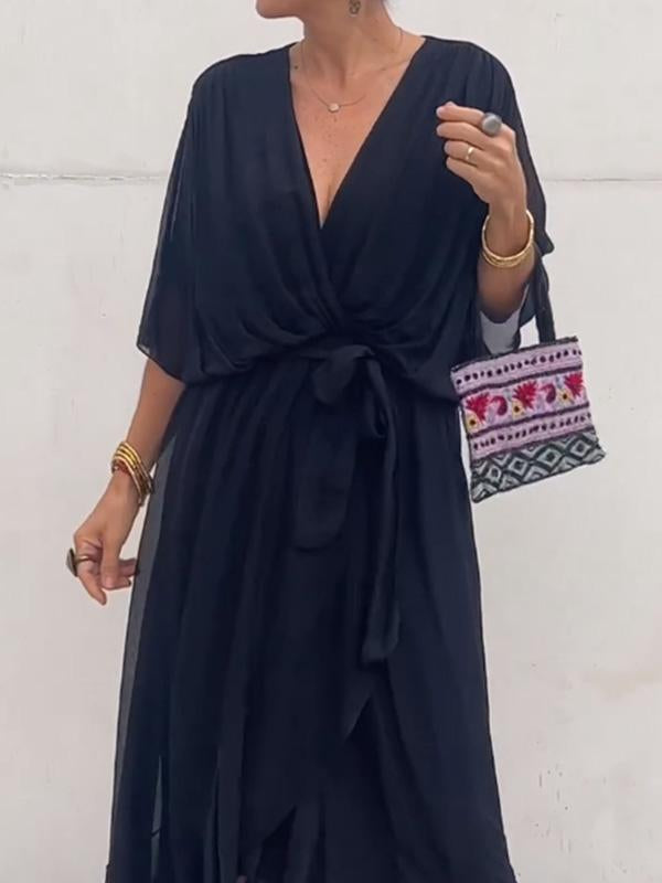 Elegante e raffinato abito in chiffon con scollo a V