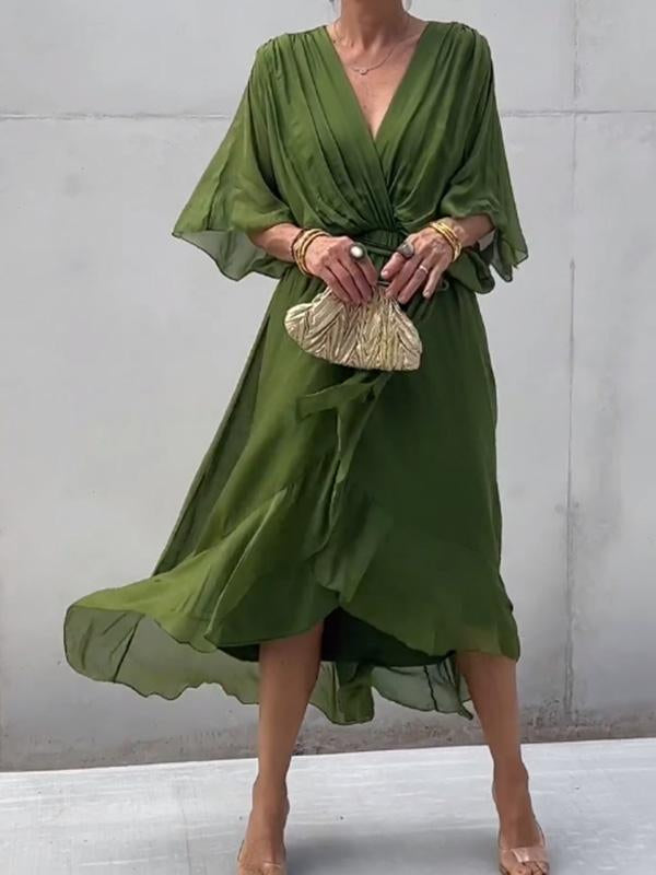 Elegante e raffinato abito in chiffon con scollo a V