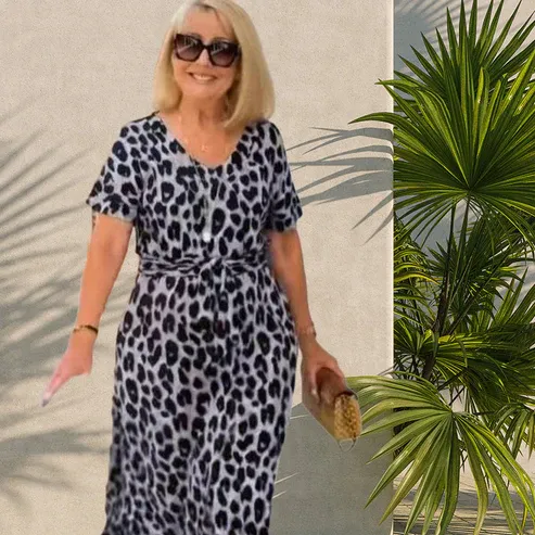 💃Abito con stampa leopardata e scollo a V