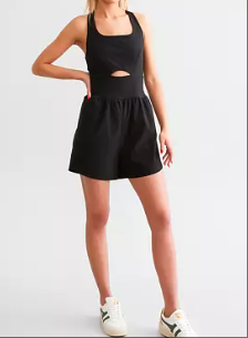 Tuta con spalline e cut-out