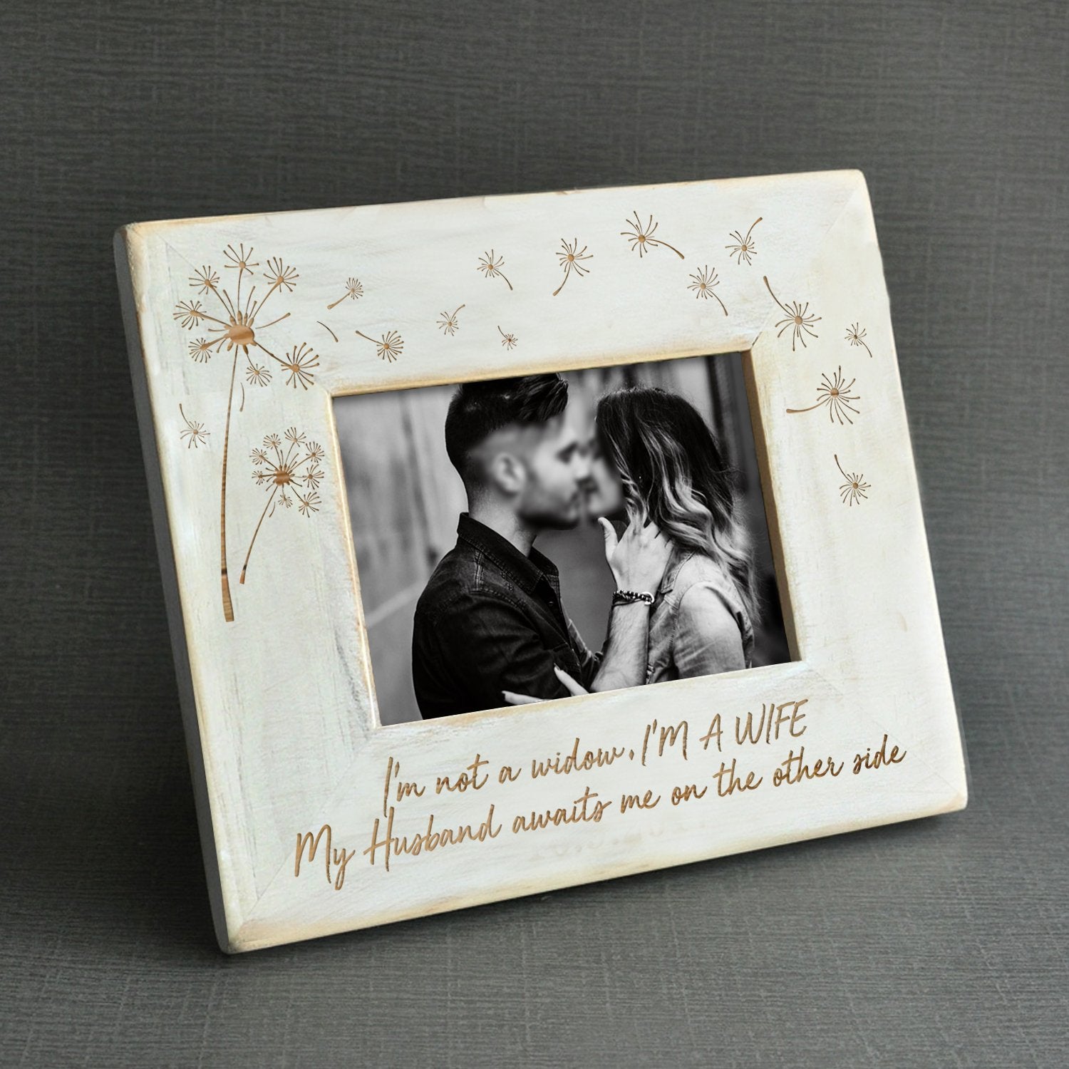 WIDOW - I'M A WIFE - WOOD FRAME 
