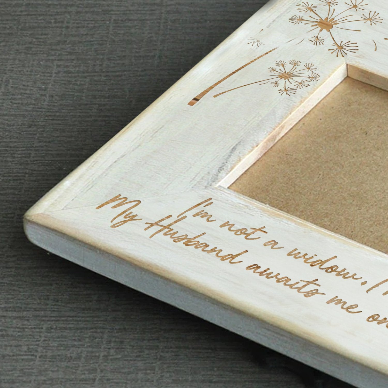 WIDOW - I'M A WIFE - WOOD FRAME