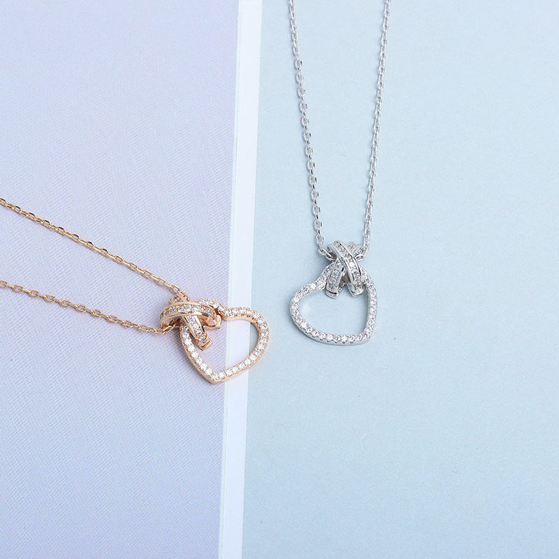 S925 sterling silver collarbone necklace with a female-A Loves Gift