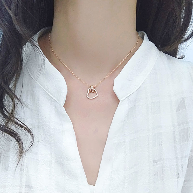 S925 sterling silver collarbone necklace with a female-A Loves Gift