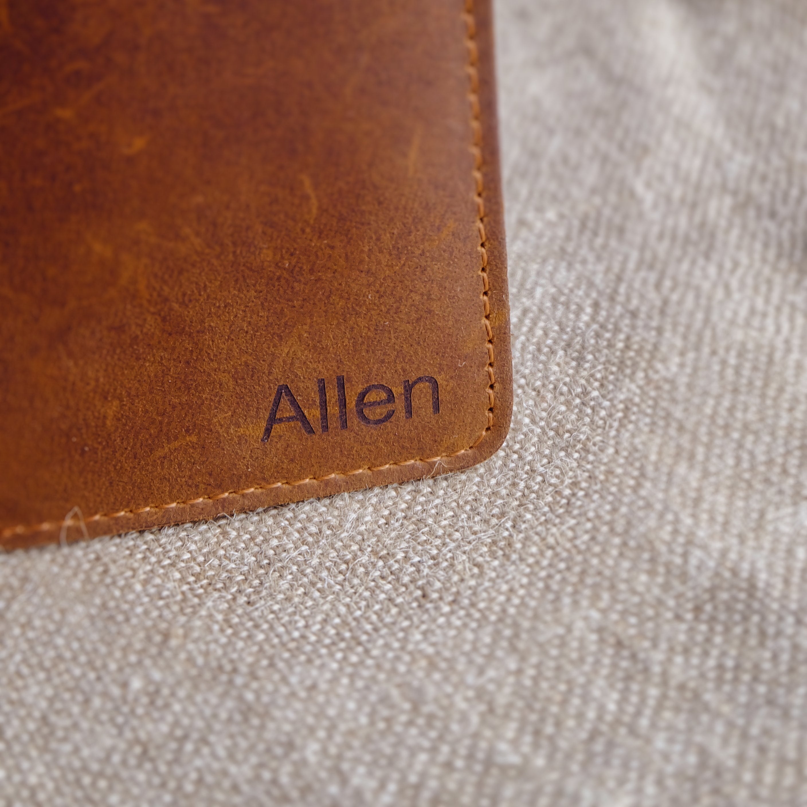 Customized men's leather wallet-A Loves Gift