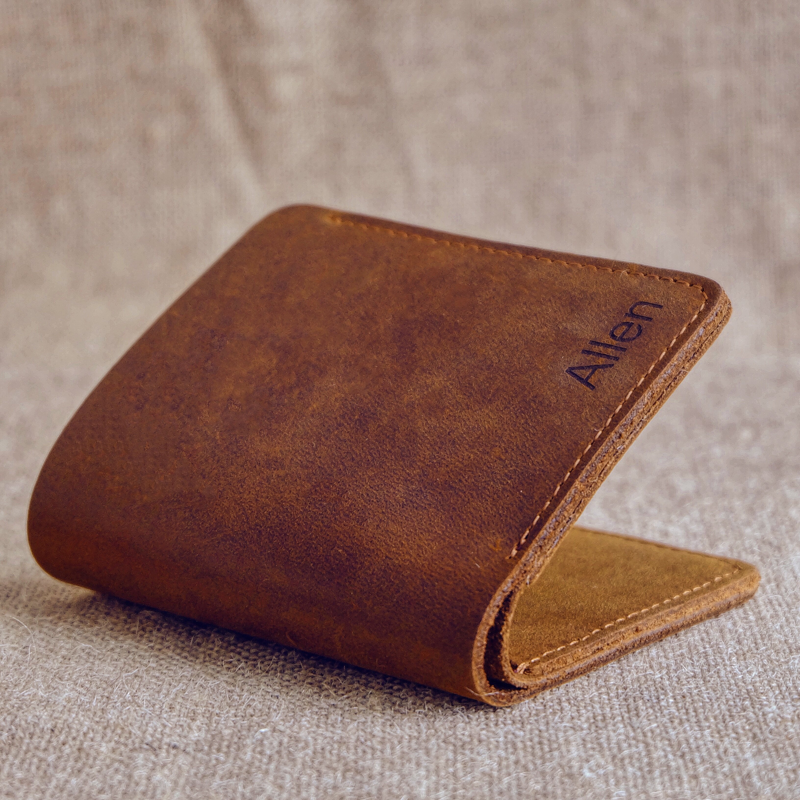 Customized men's leather wallet-A Loves Gift