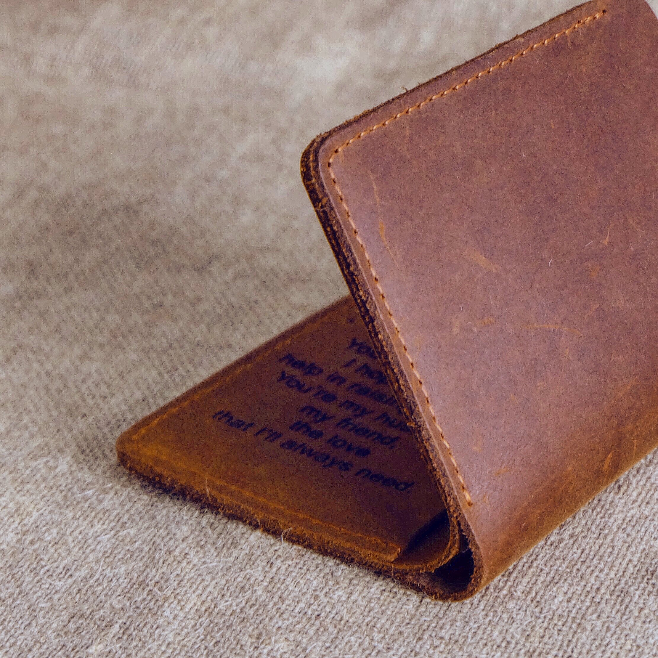 Customized men's leather wallet-A Loves Gift