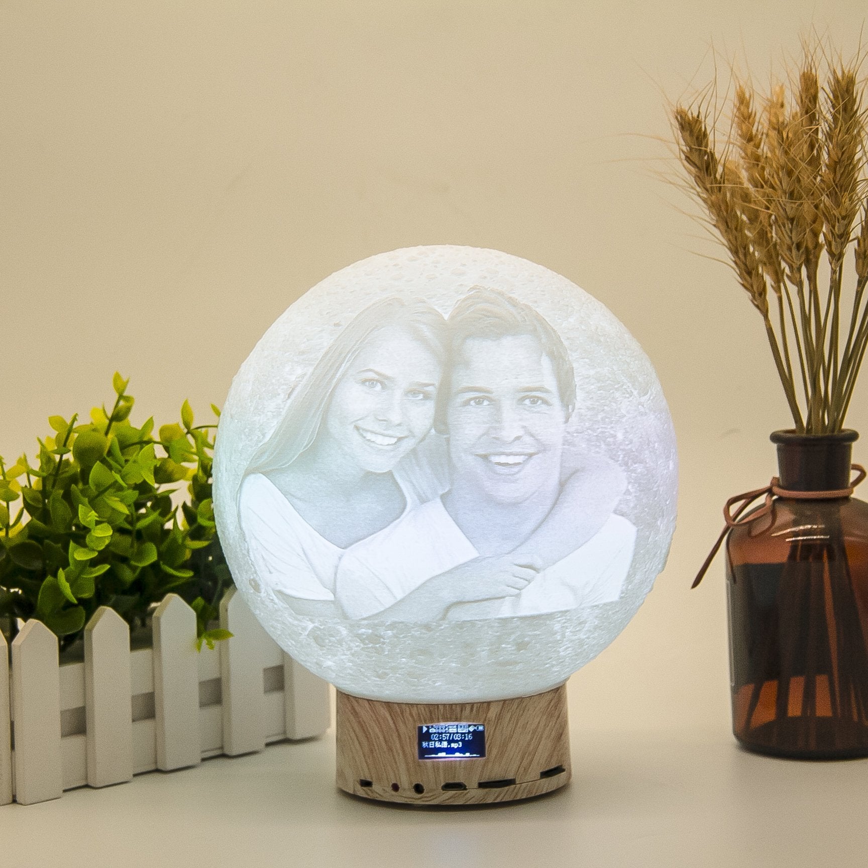 3D Bluetooth Speaker Moon Light-A Loves Gift