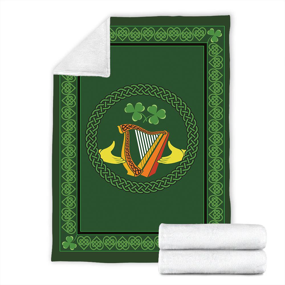 St. Patrick's Day Custom Blanket IRISH CELTIC CLADDAGH Blanket - Fleece Blanket-A Loves Gift