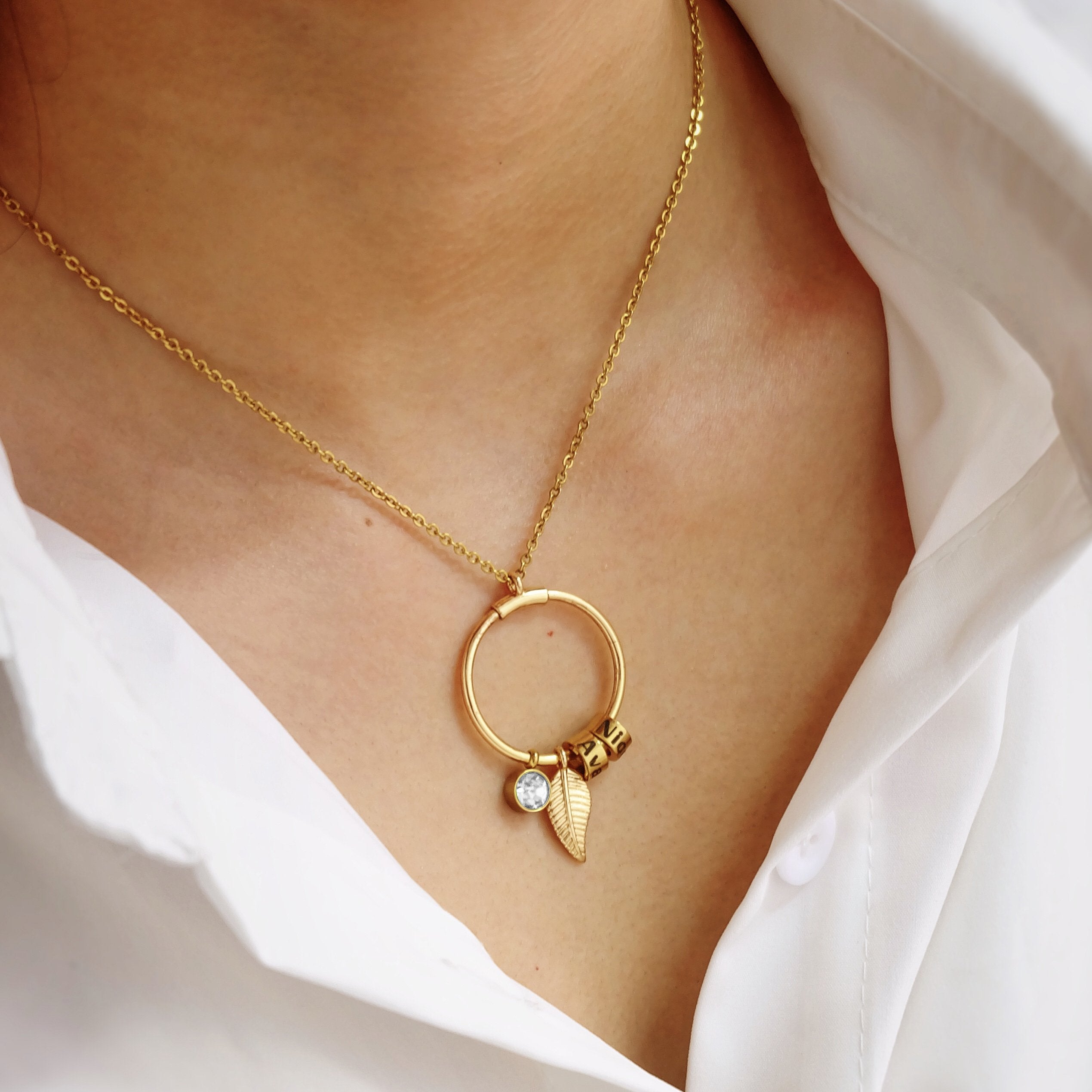 Linda Circle Pendant Necklace-A Loves Gift