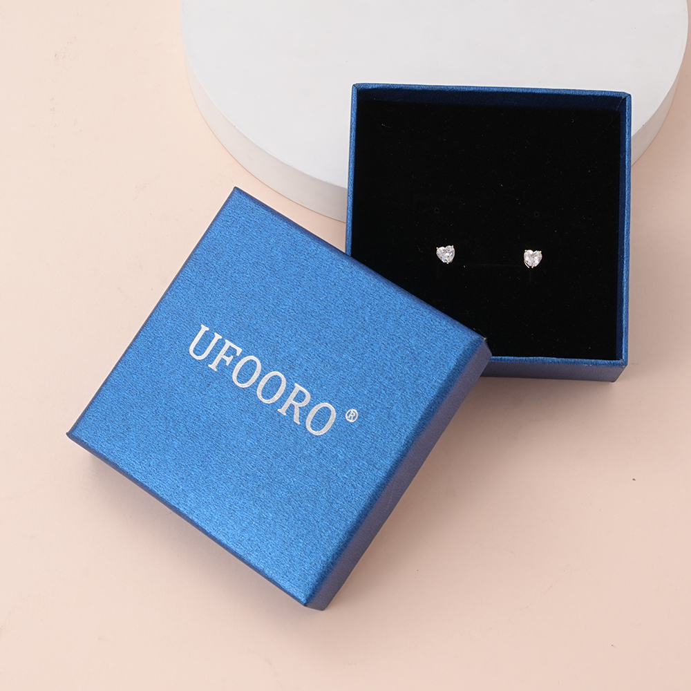 UFOORO White Diamond Earrings for Women 925 Silver Stud 1 Carat Simulated Diamond Wedding Gift Sparkly