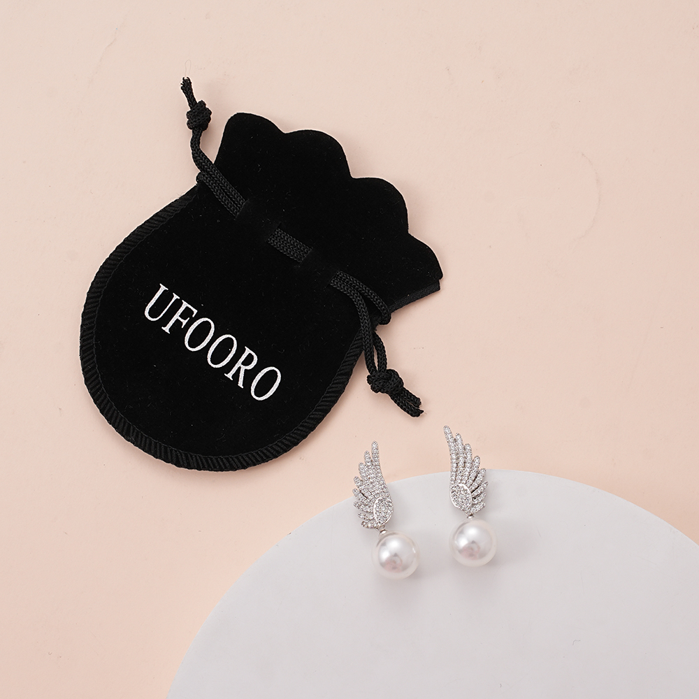 UFOORO Angel Wing Pearl Brooch for Women Vintage Wedding Bridal Jewelry Gift Lapel Pin Coat