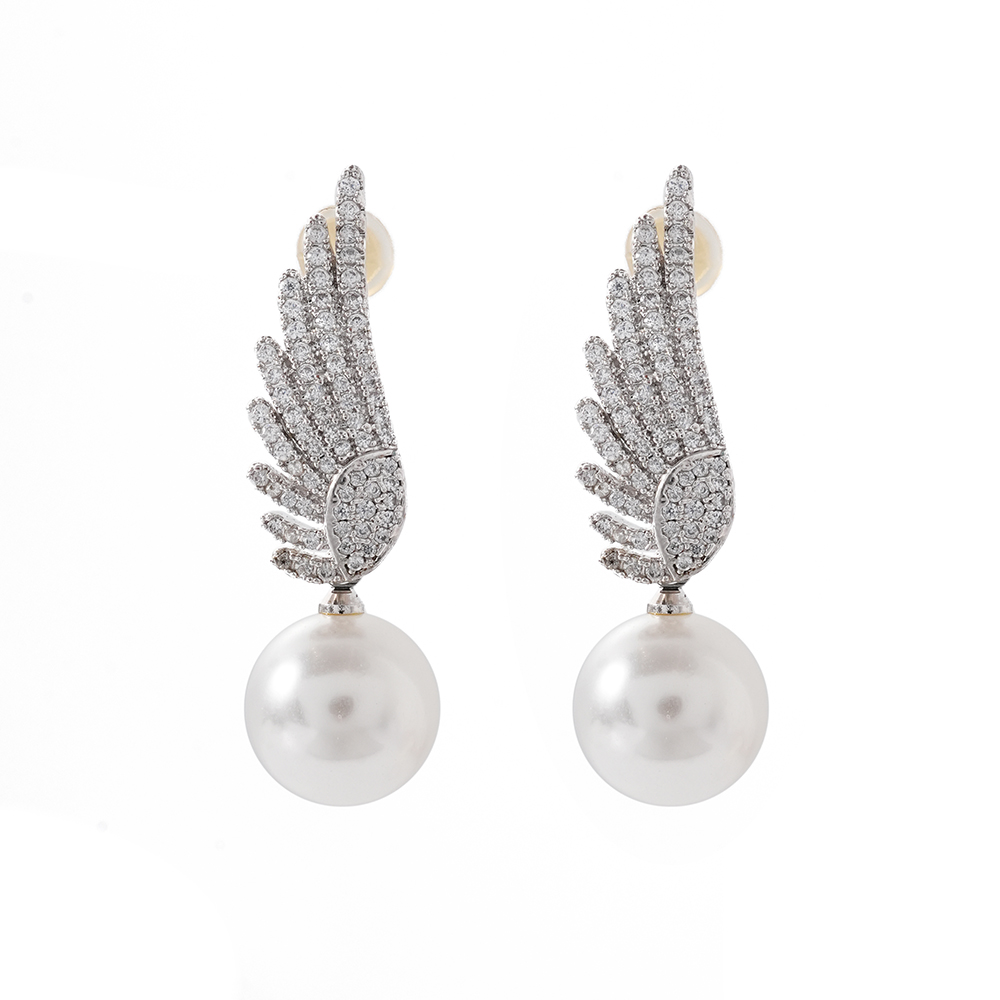 UFOORO Angel Wing Pearl Brooch for Women Vintage Wedding Bridal Jewelry Gift Lapel Pin Coat