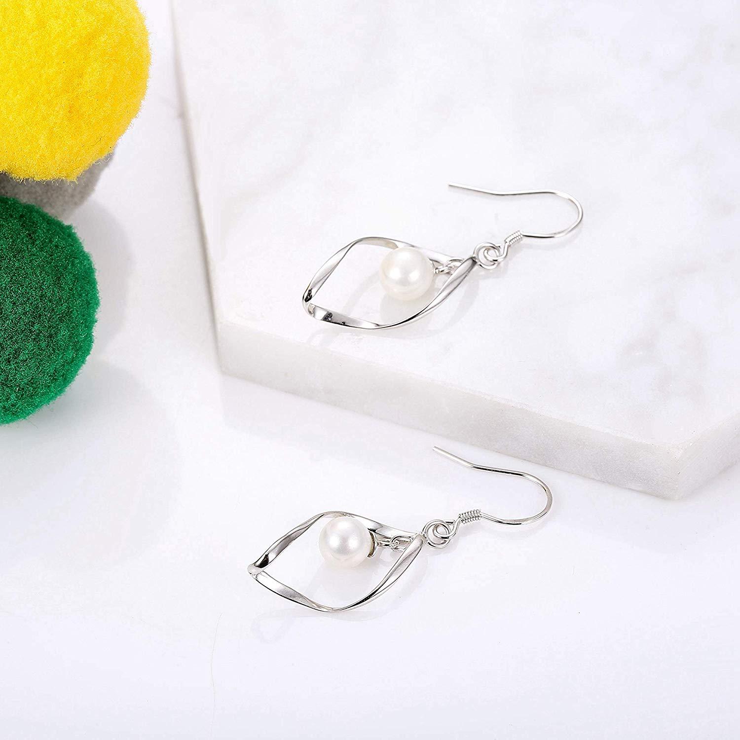 Freshwater Pearl Dangle Earrings in  Silvertone, , Riakoob Jewelry, Riakoob Jewelry  jewelryjewelry deals, swarovski crystal jewelry, groupon jewelry,, jewelry for mom,
