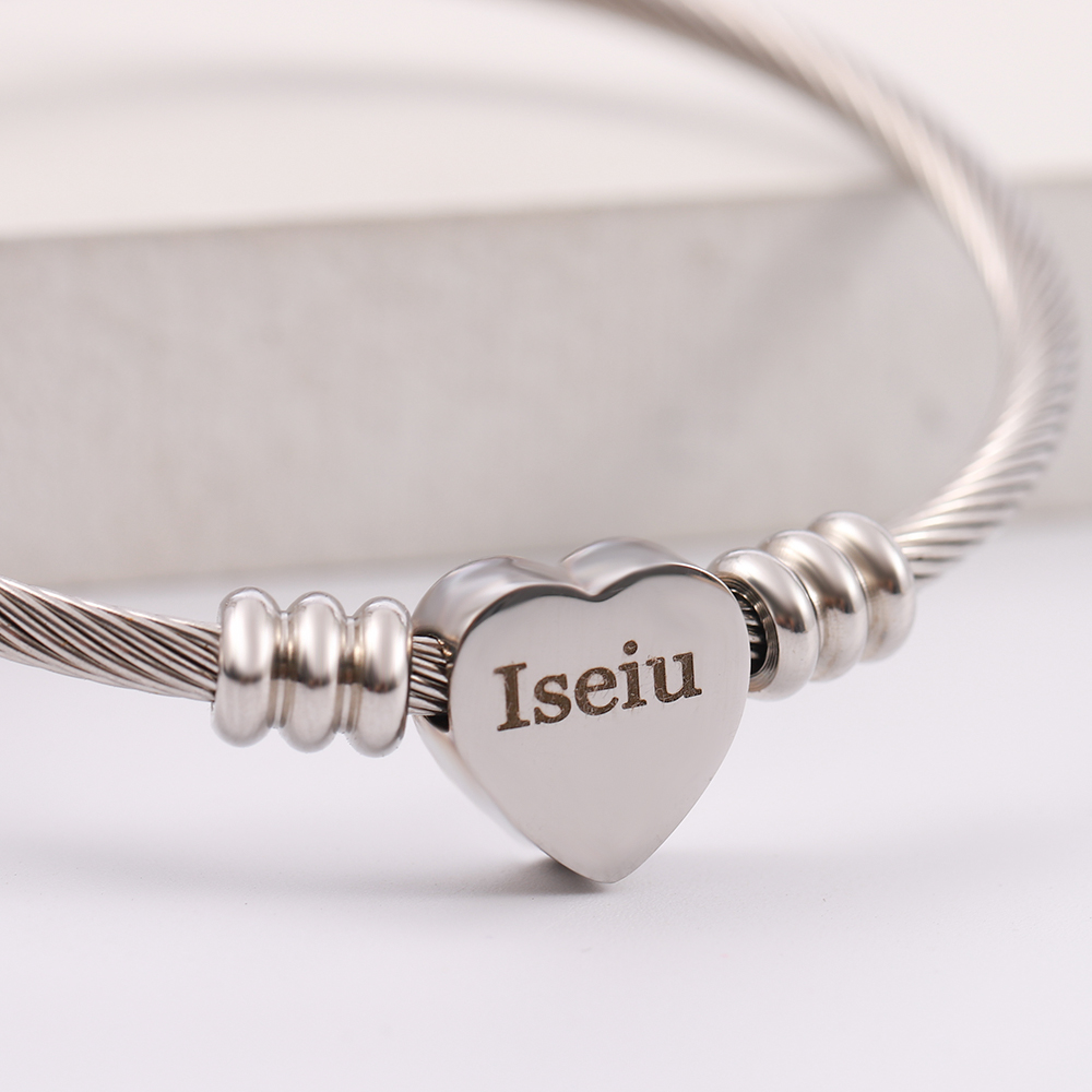 ISEIU Women engraved stainless steel bangle