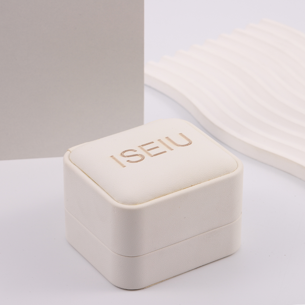 ISEIU White PU Rings Box
