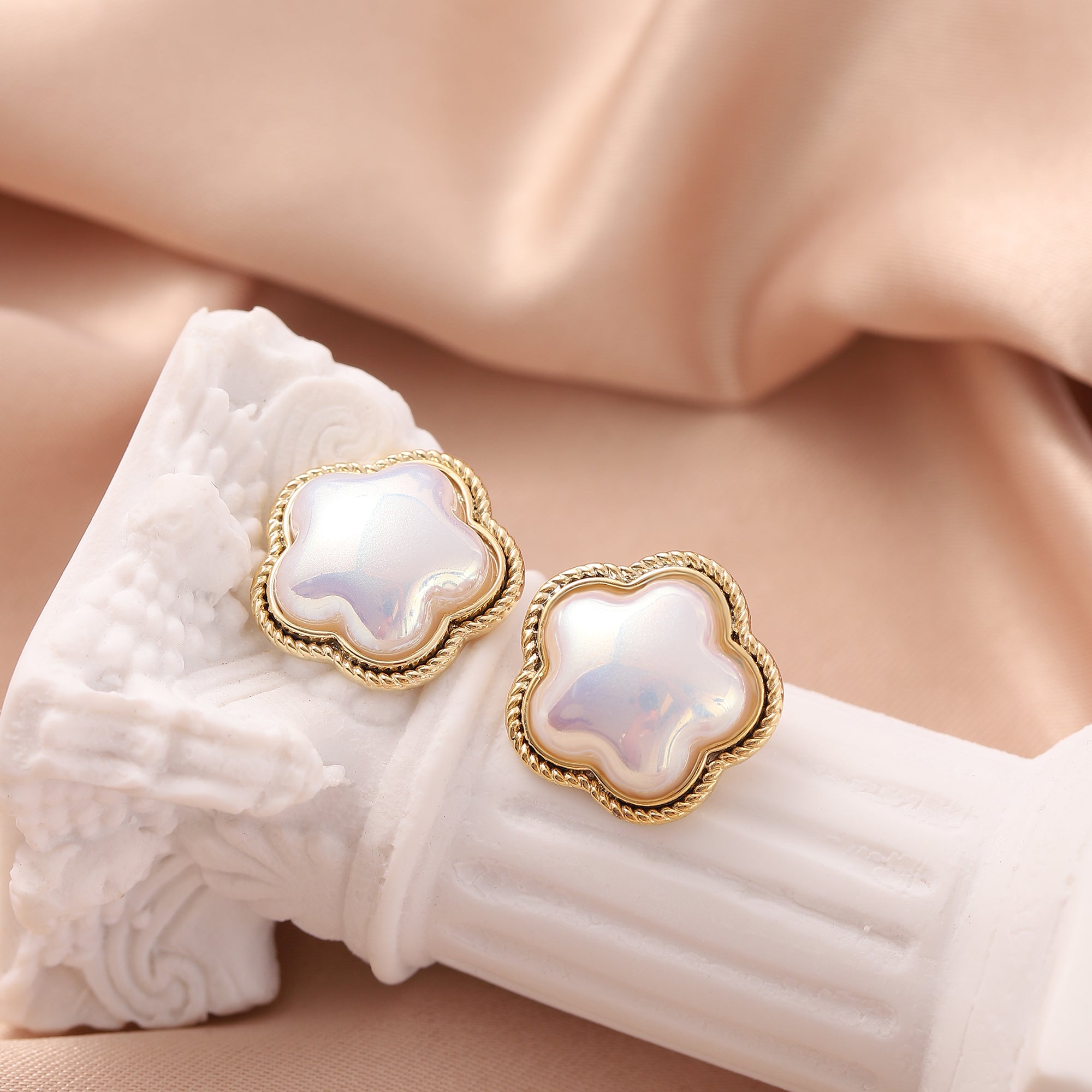   Pearl Flower Stud Earrings for Women-A Loves Gift