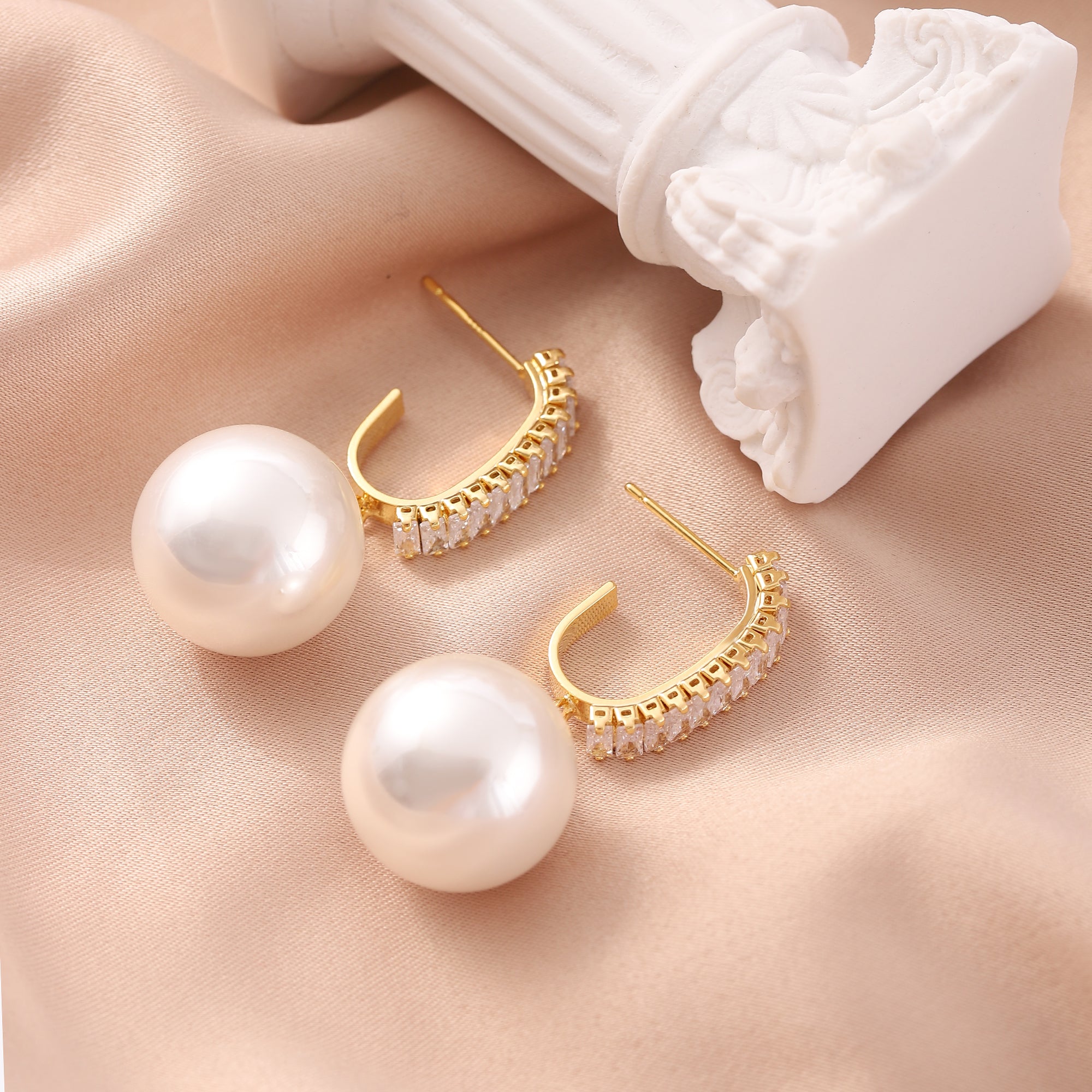   Pearl Hoop Earrings for Women-A Loves Gift