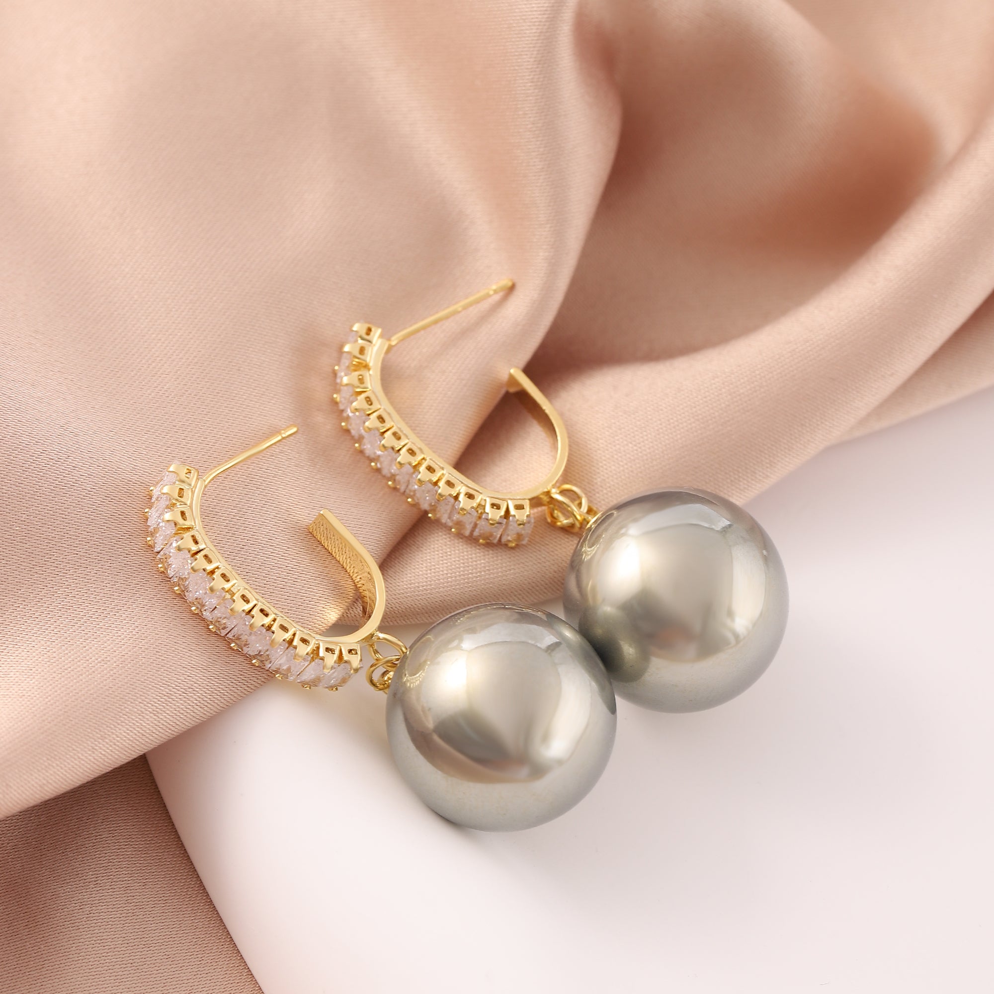   Pearl Hoop Earrings for Women-A Loves Gift
