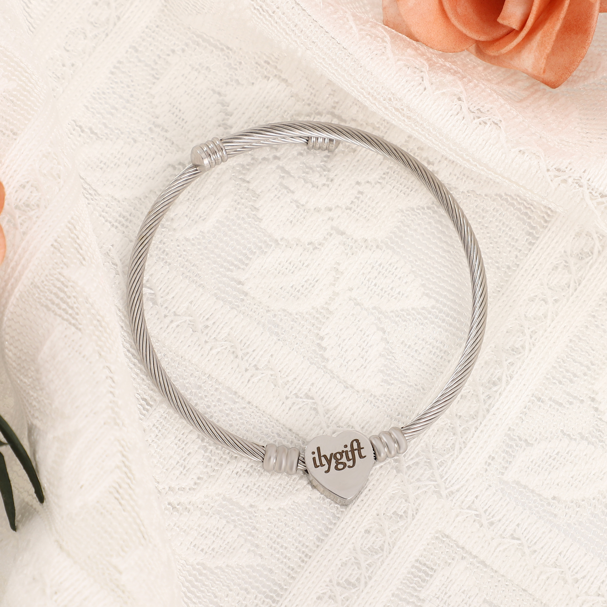 Women Bracelet Jewelry, Adjustable Bracelet of Heart