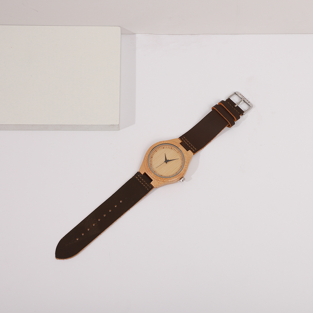 ISEIU Engraved watch for men