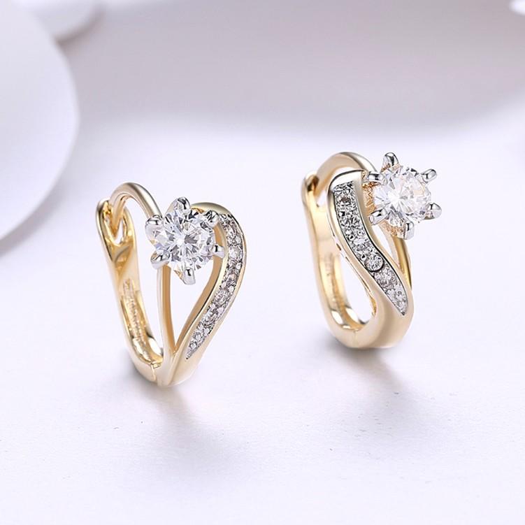 Luxe Crystal Heart Shaped Pav'e Set in Goldtone - Riakoob Jewelry