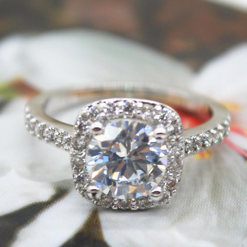 2.00CT Cushion-Cut Queen White Swarovski Elements Ring, Rings, Riakoob Jewelry, Riakoob Jewelry  jewelryjewelry deals, swarovski crystal jewelry, groupon jewelry,, jewelry for mom,