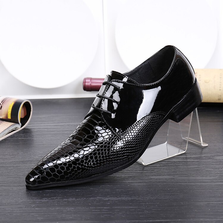 Male Leather Formal Brogue Shoes Black Men's Plus Size Pointed Toe Shoes