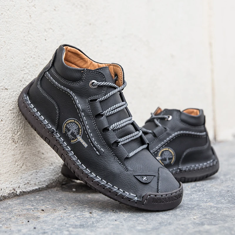 Men's Retro Hand-Stitched Pigskin Boots – Wide Toe, Breathable, Non-Slip, Arch Support, Memory Foam Insole, Lightweight & Comfortable for Walking & Driving
