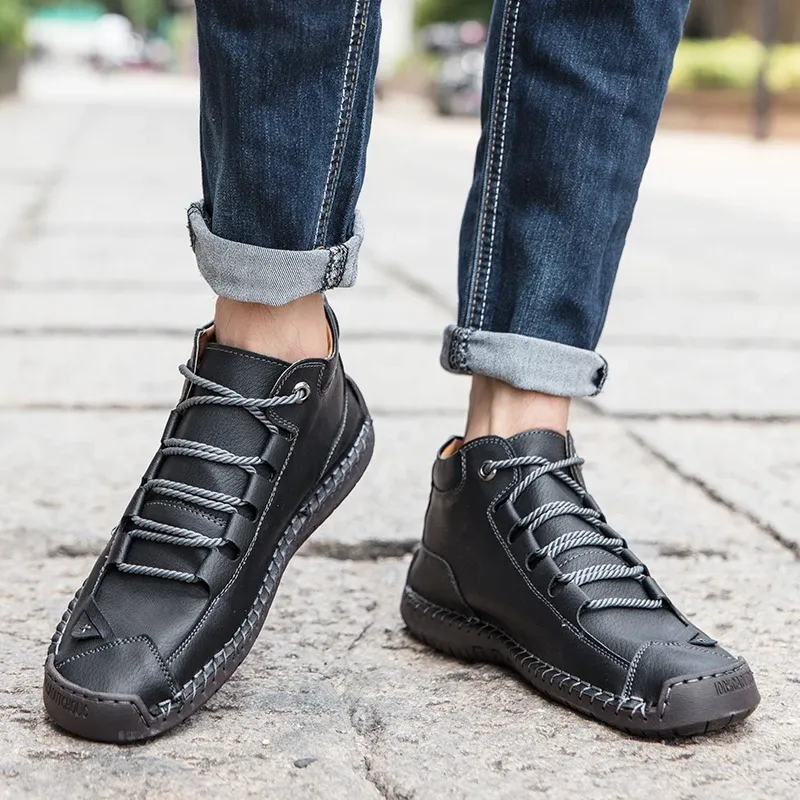 Men's Retro Hand-Stitched Pigskin Boots – Wide Toe, Breathable, Non-Slip, Arch Support, Memory Foam Insole, Lightweight & Comfortable for Walking & Driving