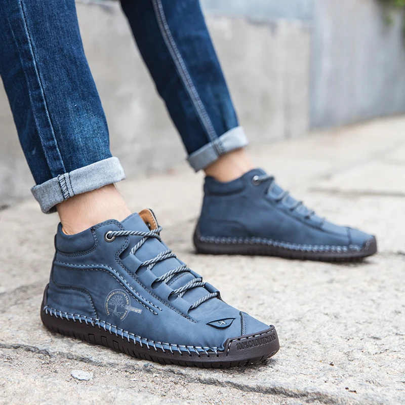 Men's Retro Hand-Stitched Pigskin Boots – Wide Toe, Breathable, Non-Slip, Arch Support, Memory Foam Insole, Lightweight & Comfortable for Walking & Driving