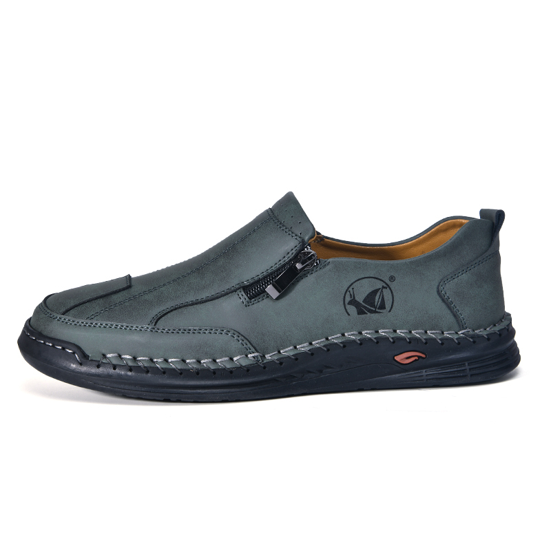 Mens Loafers Slip On Casual Shoes Leather Flat Penny Loafers Outdoor Lightweight Breathable Walking Driving Shoes Comfort Classic Hand Stitching Office Dress Work Shoes Anti Slip Round Toe Moccasins