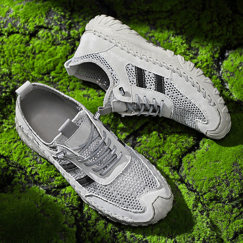 Men's Casual Handmade Breathable Hollow Mesh Loafers Outdoor Lightweight and Fashionable Soft Soled Driving Shoes