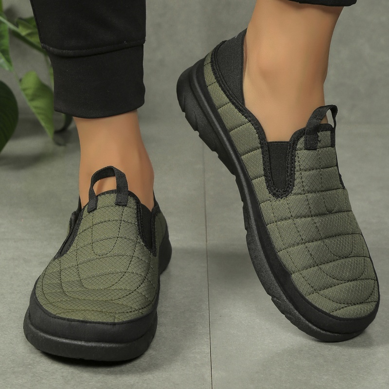 Slippers for Men and Womens Indoor House Shoes Plush Slip on Outdoor Garden Loafers