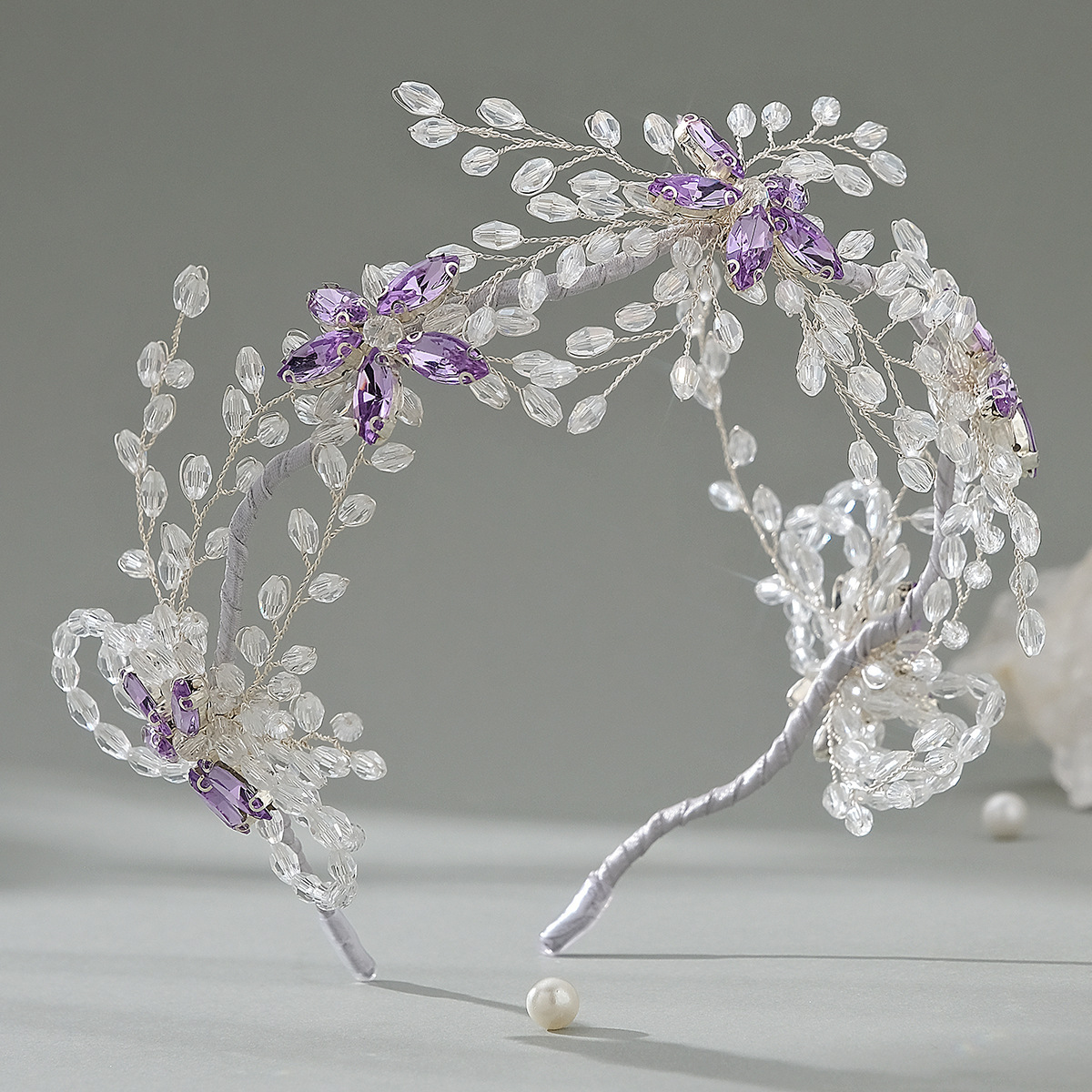 Sweet And Elegant Bridal Headband