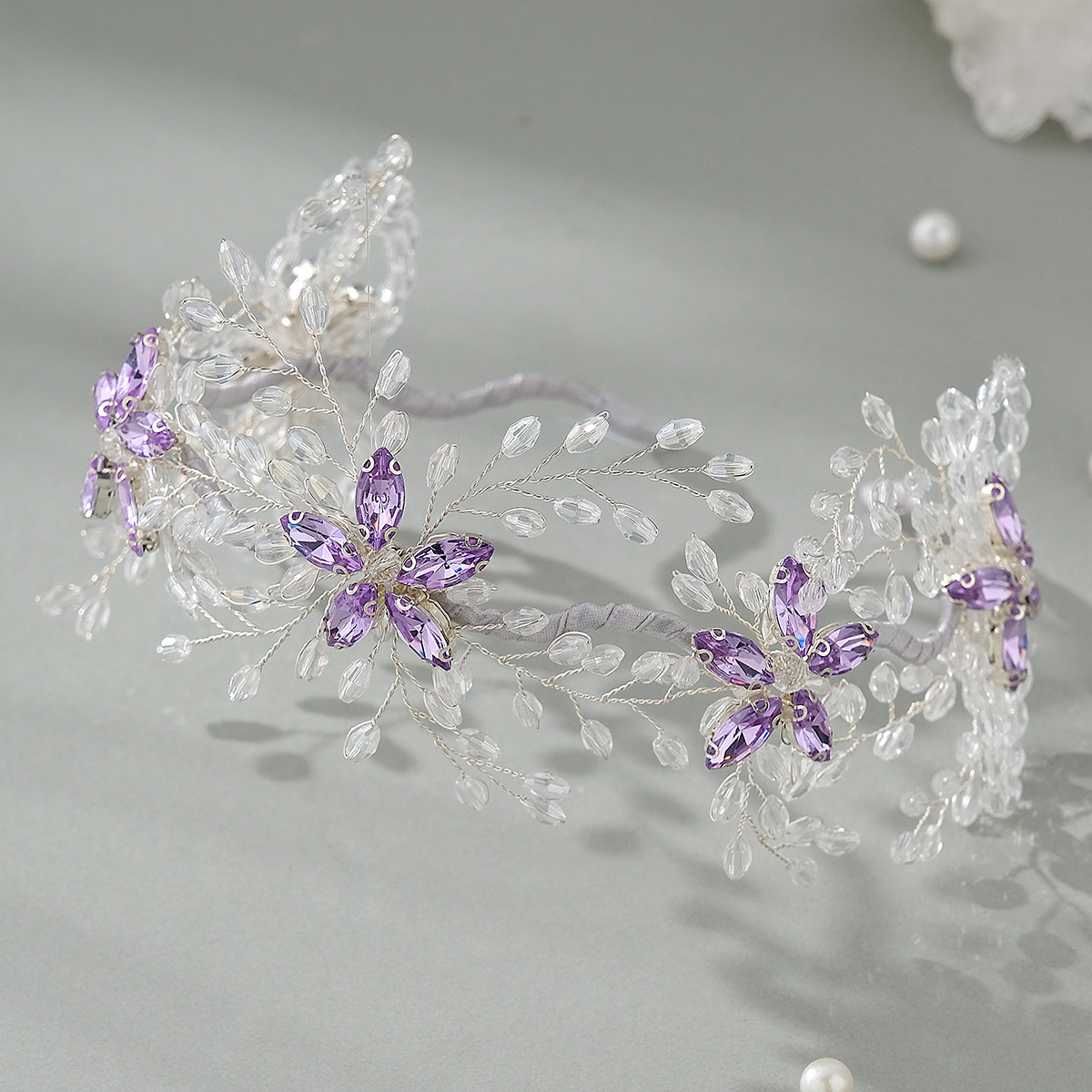 Sweet And Elegant Bridal Headband