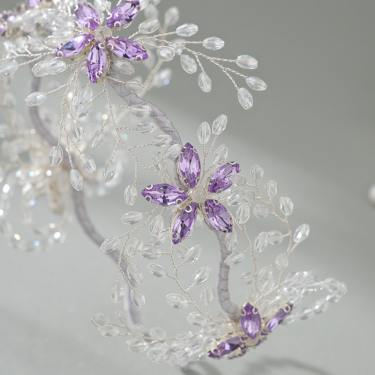 Sweet And Elegant Bridal Headband