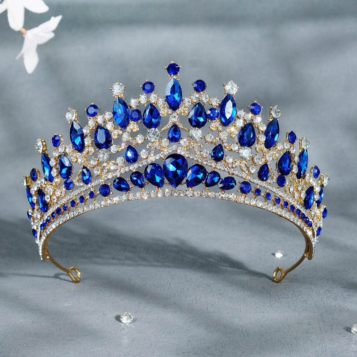Alloy Rhinestone Crown Wedding Dress Headdress