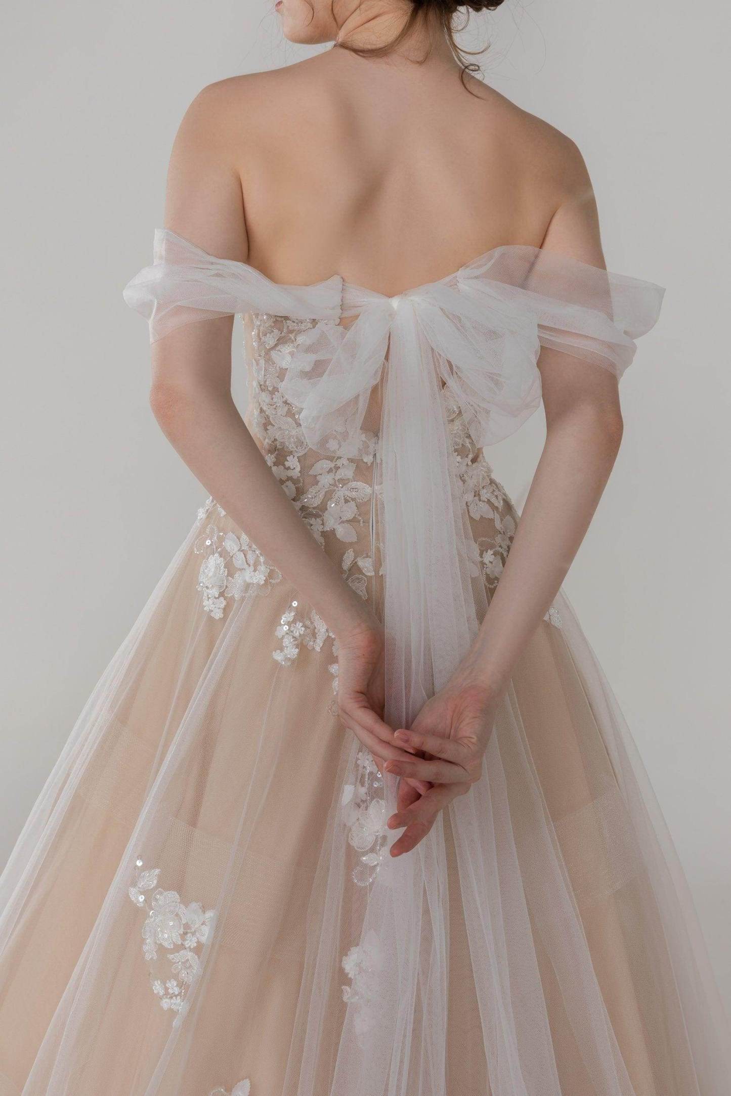 A-Line Court Train Tulle Wedding Dress VBCW2503