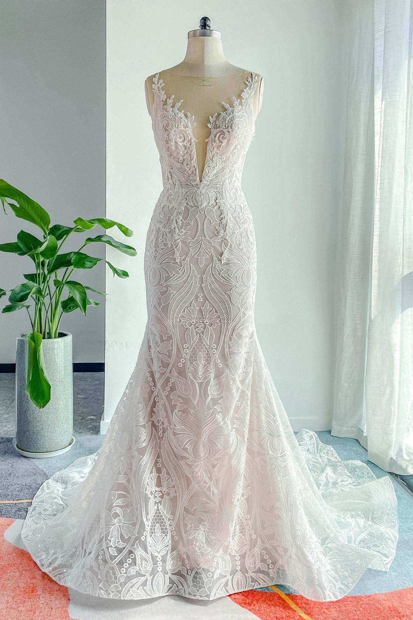 Trumpet-Mermaid Chapel Train Lace Tulle Wedding Dress VBCW3145