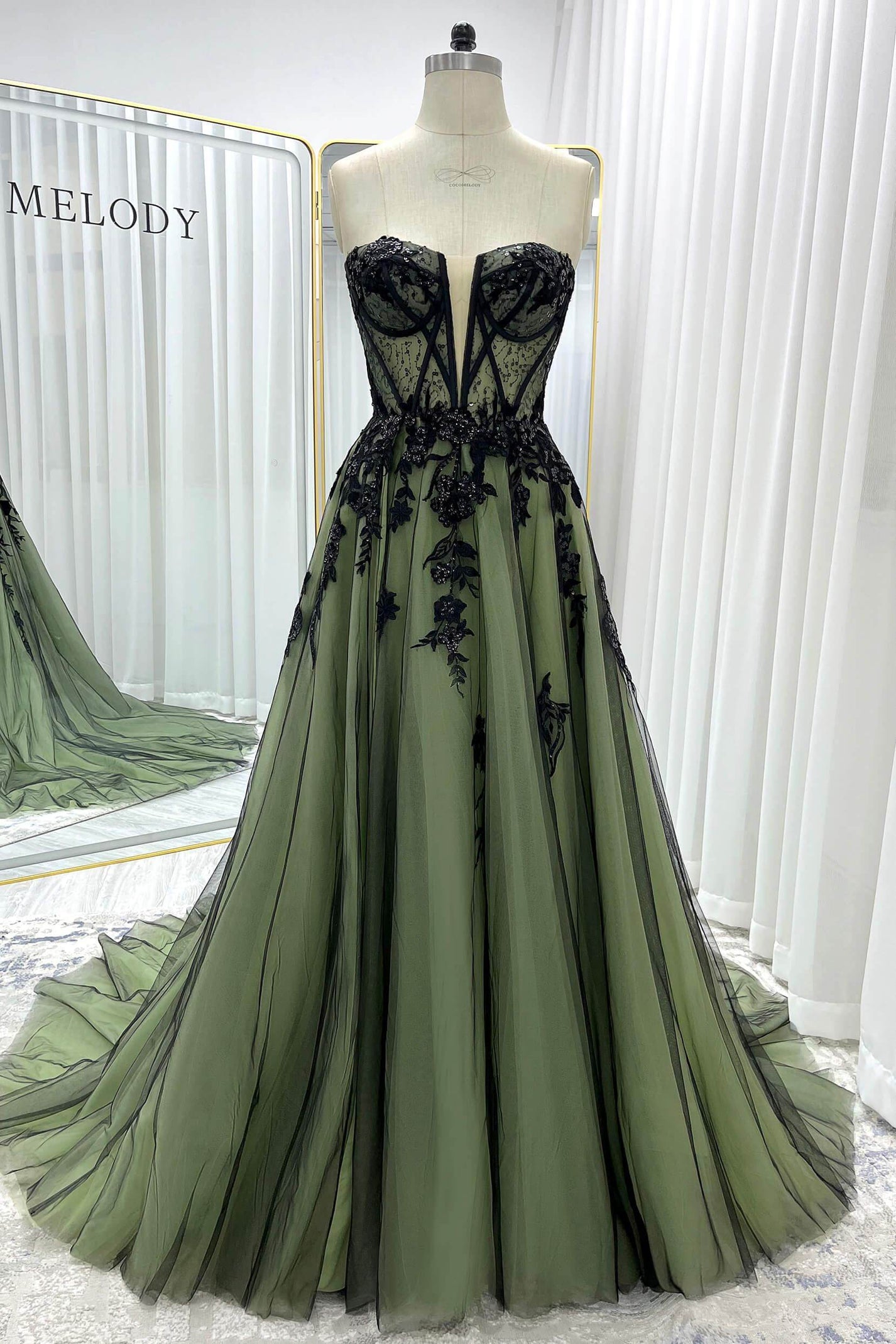 A-Line Court Train Sequined Lace Tulle Wedding Dress VBCW3352