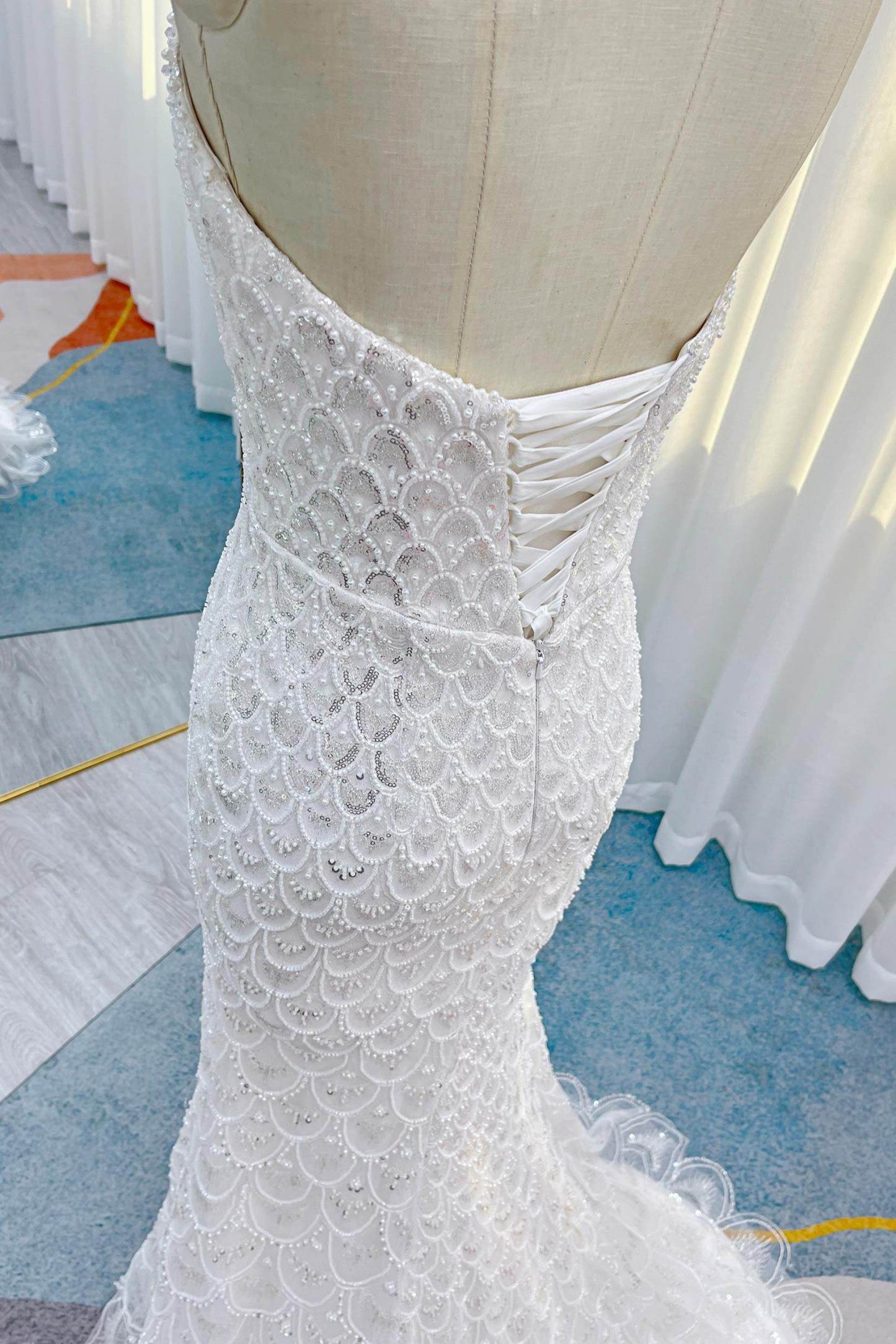 Trumpet-Mermaid Court Train Lace Tulle Wedding Dress VBCW3252