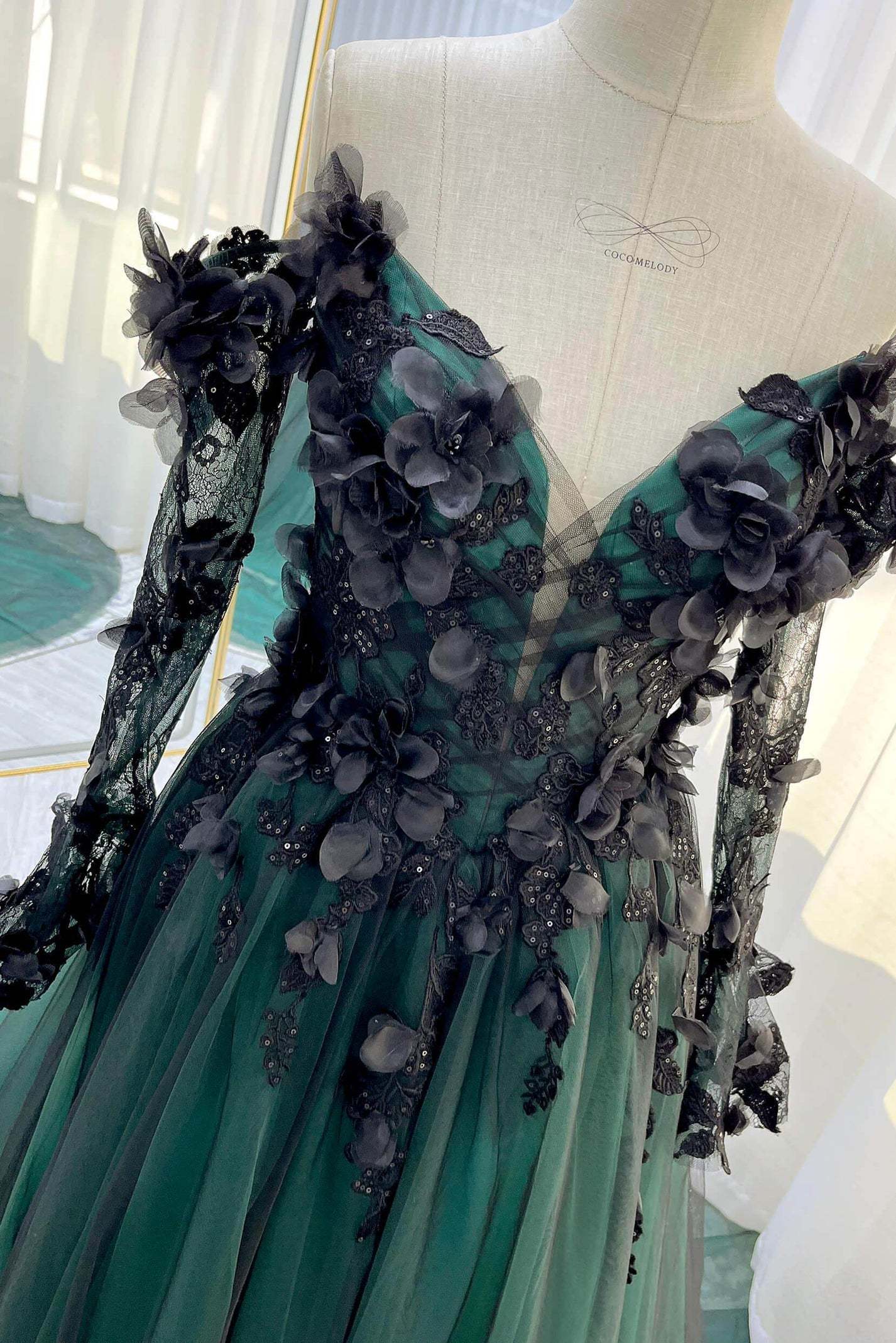 A-Line Chapel Train Sequined Lace Tulle Wedding Dress VBCW3347