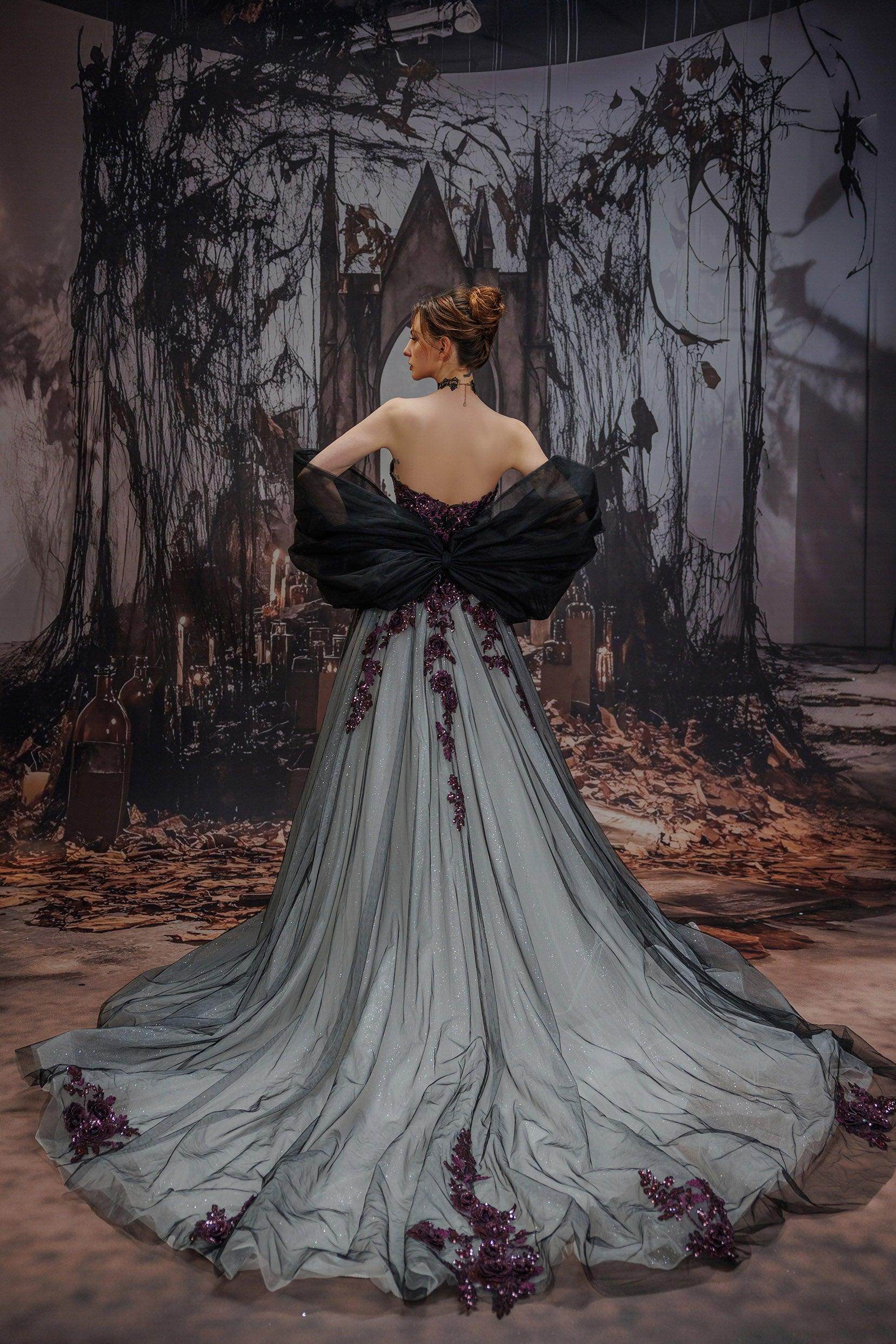 A-Line Court Train Lace Tulle Wedding Dress VBCW3345