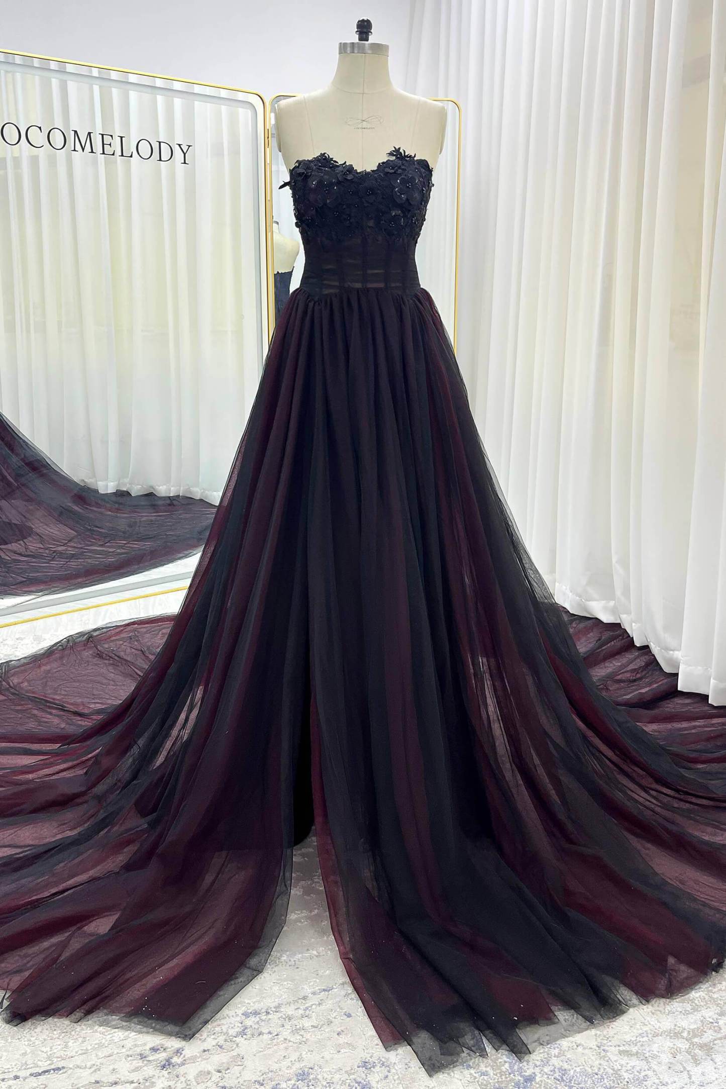 A-Line Chapel Train Lace Tulle Wedding Dress VBCW3353