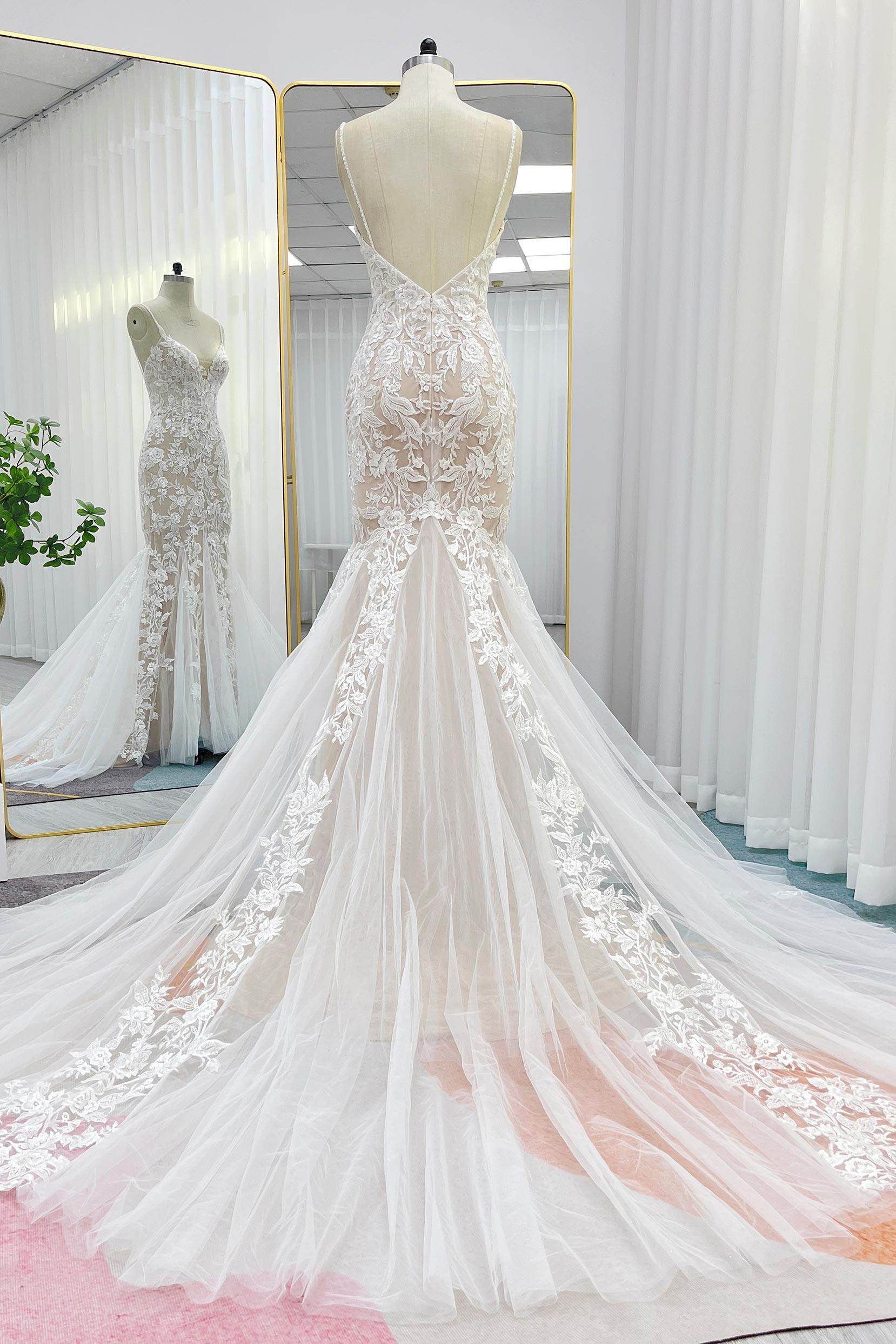 Trumpet-Mermaid Chapel Train Lace Tulle Wedding Dress VBCW3276