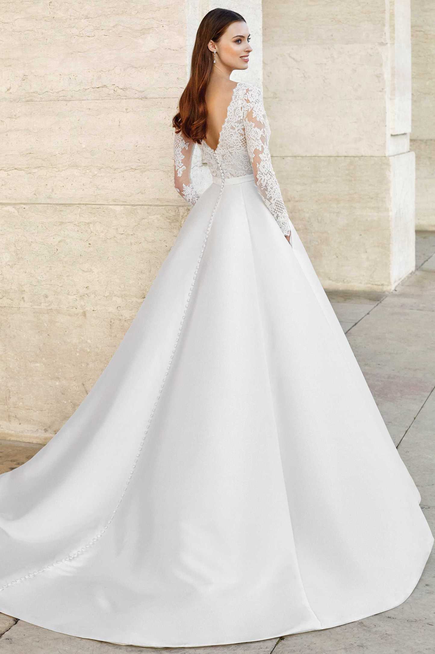 Adore by Justin Alexander #11149