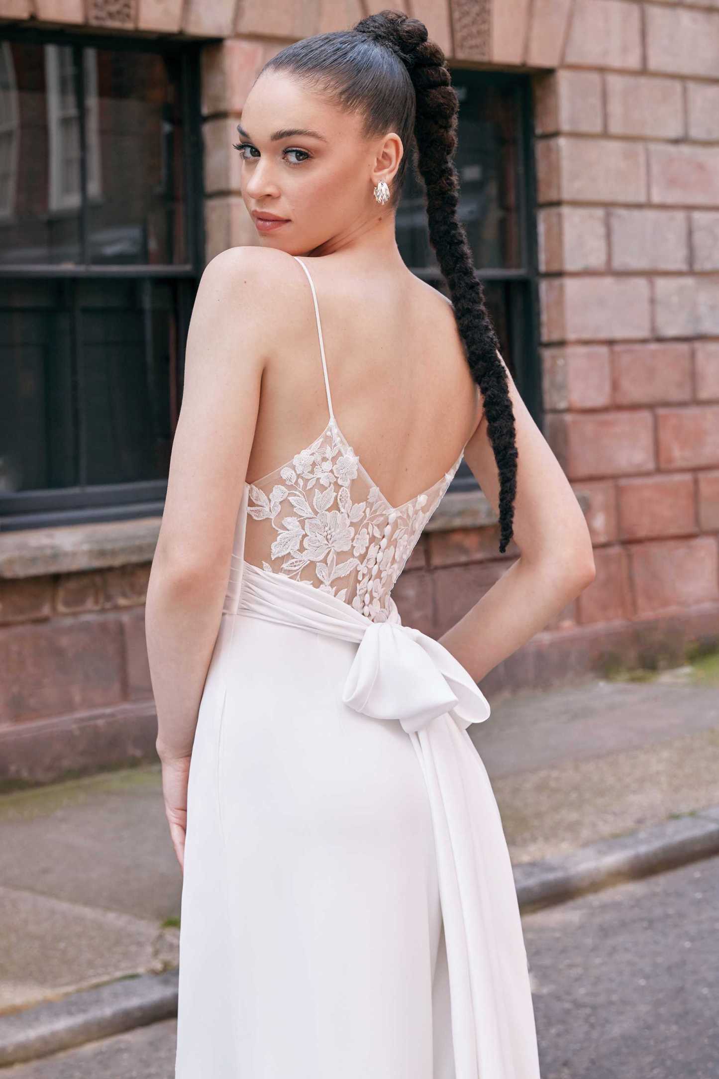 Adore by Justin Alexander 11225 Kennedy