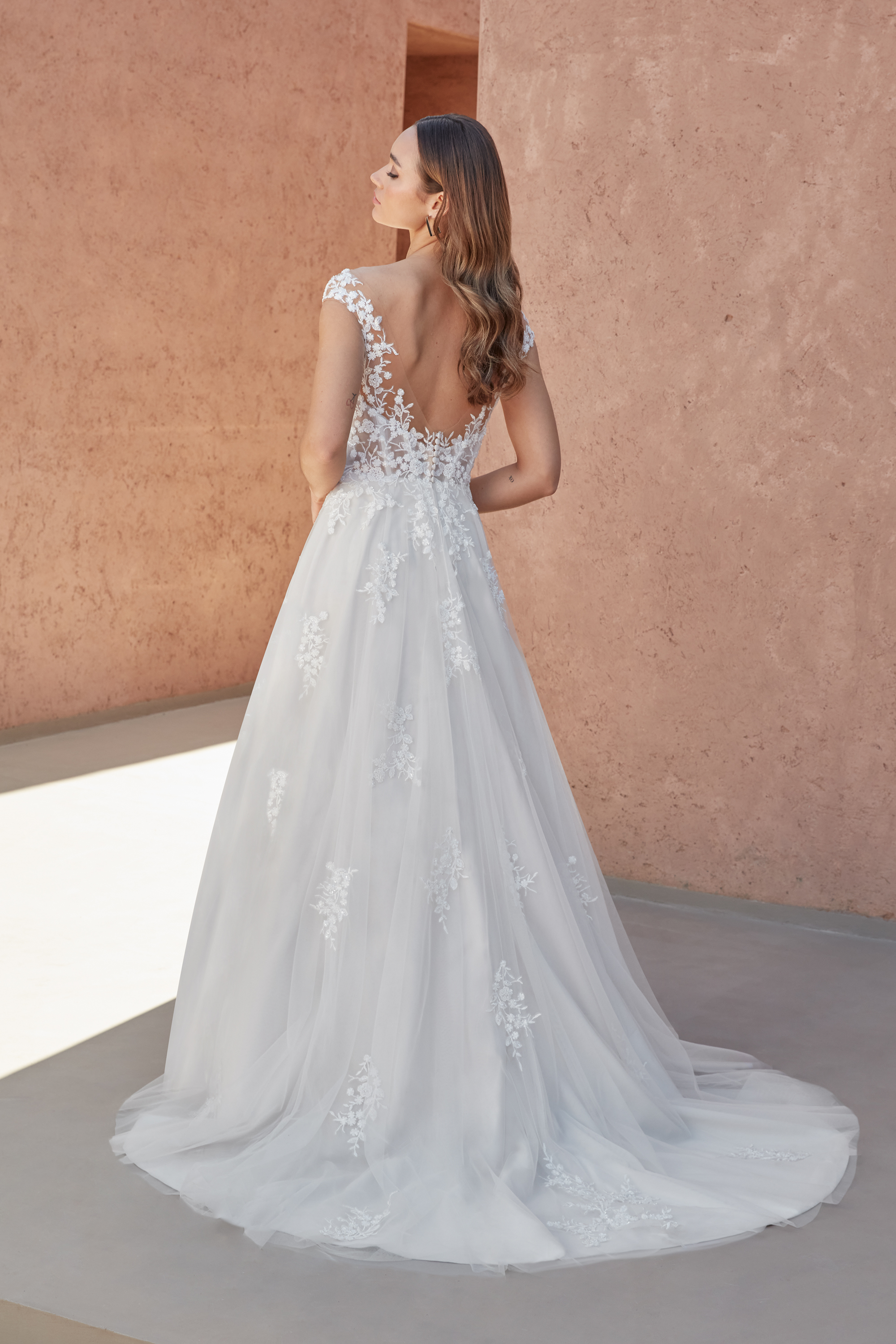 Adore by Justin Alexander  #11326 Aelin